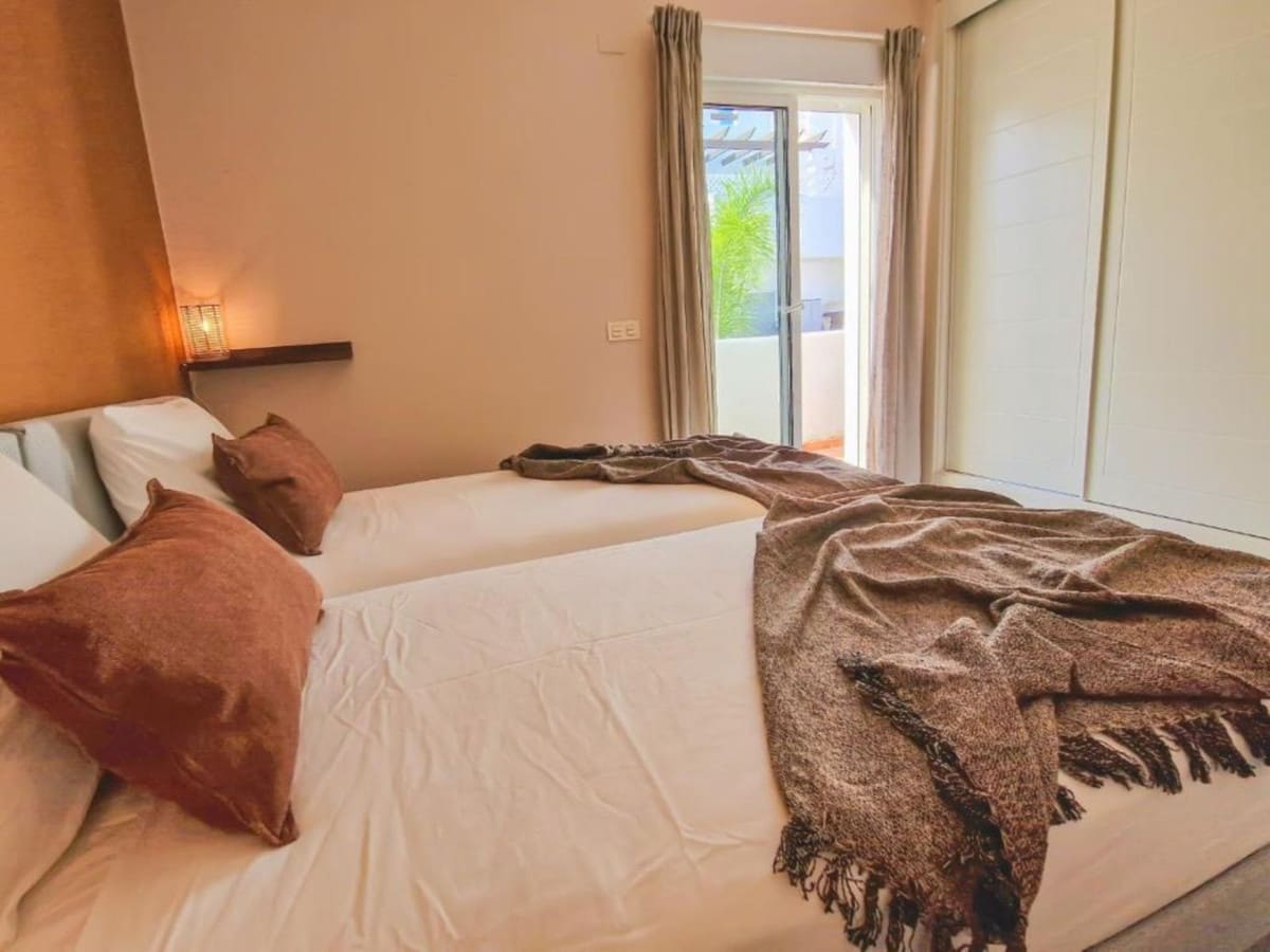 2 chambre Penthouse à vendre à Estepona avec garage - 289 900 € (Ref: 9848454)