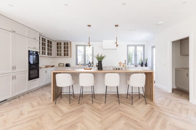 4 soveværelse Villa til salg i Los Arqueros, Benahavís - € 3.895.000 (Ref: 9848460)