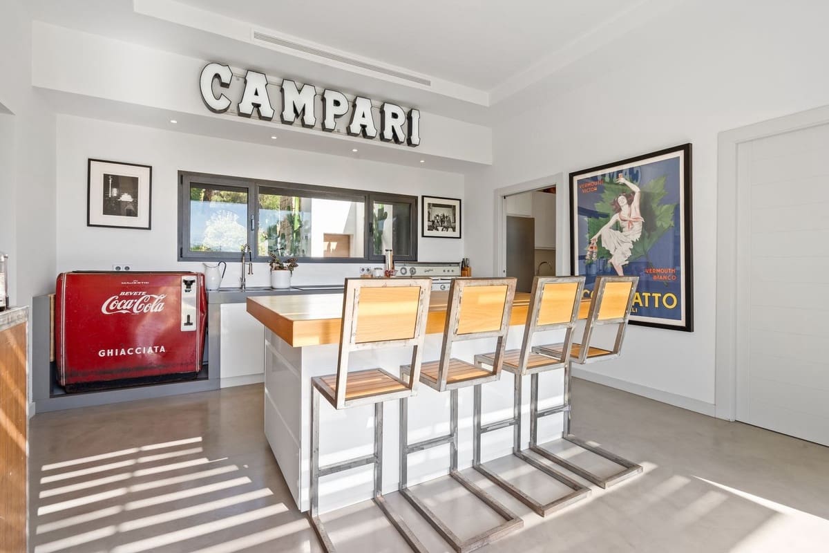 6 slaapkamer Villa te koop in El Madronal - € 4.200.000 (Ref: 9850704)