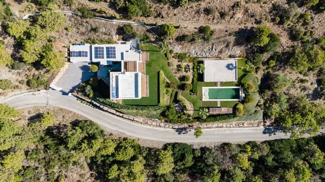 6 slaapkamer Villa te koop in El Madroñal, Benahavís - € 4.200.000 (Ref: 9850704)