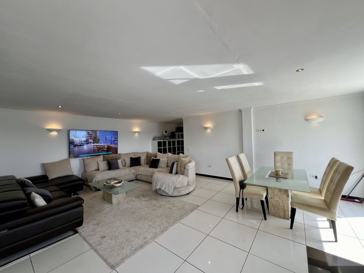 Chalet de 5 habitaciones en El Chaparral en venta - 1.200.000 € (Ref: 9850705)