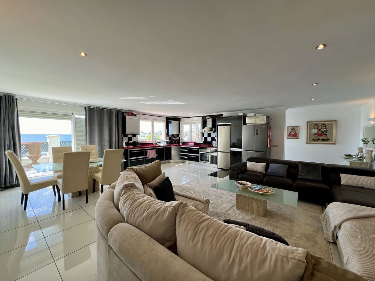 Chalet de 5 habitaciones en El Chaparral en venta - 1.200.000 € (Ref: 9850705)