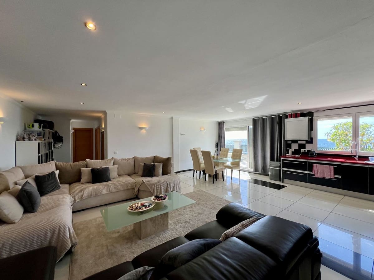 Chalet de 5 habitaciones en El Chaparral en venta - 1.200.000 € (Ref: 9850705)