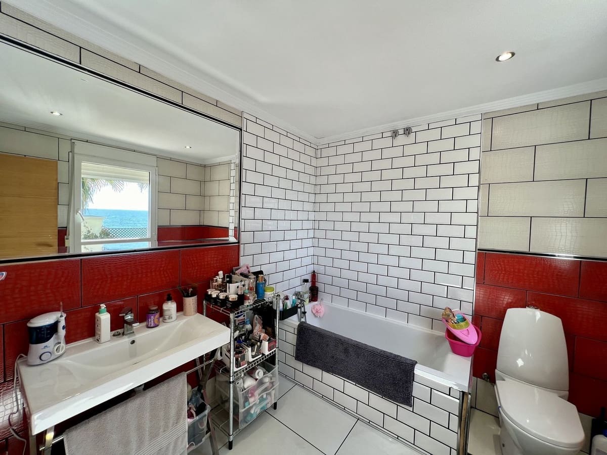 Chalet de 5 habitaciones en El Chaparral en venta - 1.200.000 € (Ref: 9850705)