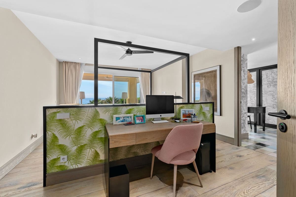 5 soverom Leilighet til salgs i Rio Real med garasje - € 5 295 000 (Ref: 9854693)