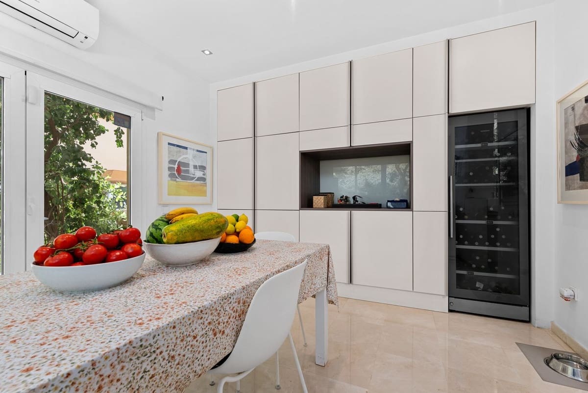 5 soverom Leilighet til salgs i Rio Real med garasje - € 5 295 000 (Ref: 9854693)