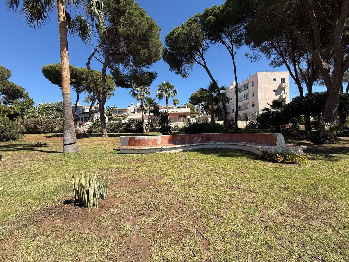 2 sovrum Lägenhet till salu i Calahonda med garage - 295 000 € (Ref: 9854694)