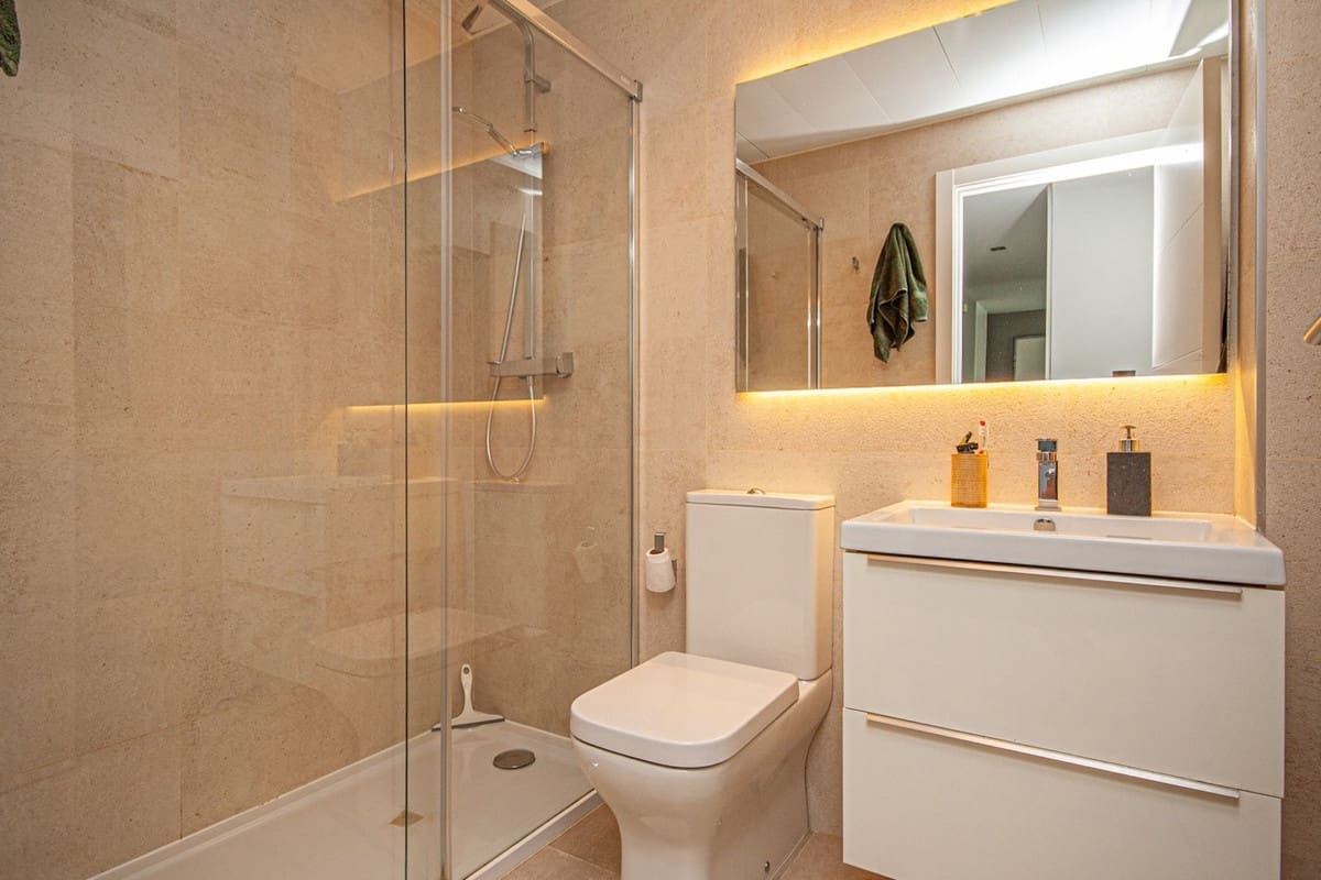 3 bedroom Apartment for sale in La Cala de Mijas with garage - € 729,000 (Ref: 9854697)