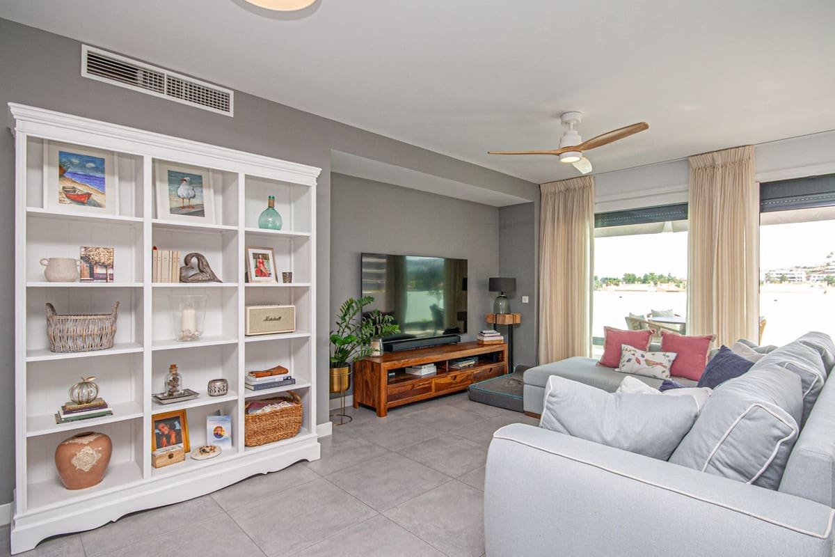 3 bedroom Apartment for sale in La Cala de Mijas with garage - € 729,000 (Ref: 9854697)