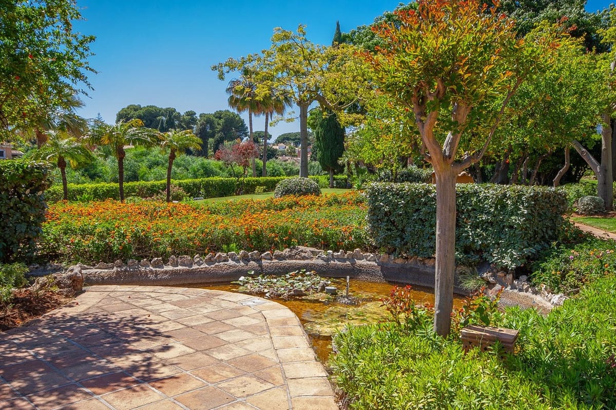 2 soveværelse Lejlighed til salg i Bahia de Marbella - € 850.000 (Ref: 9854698)