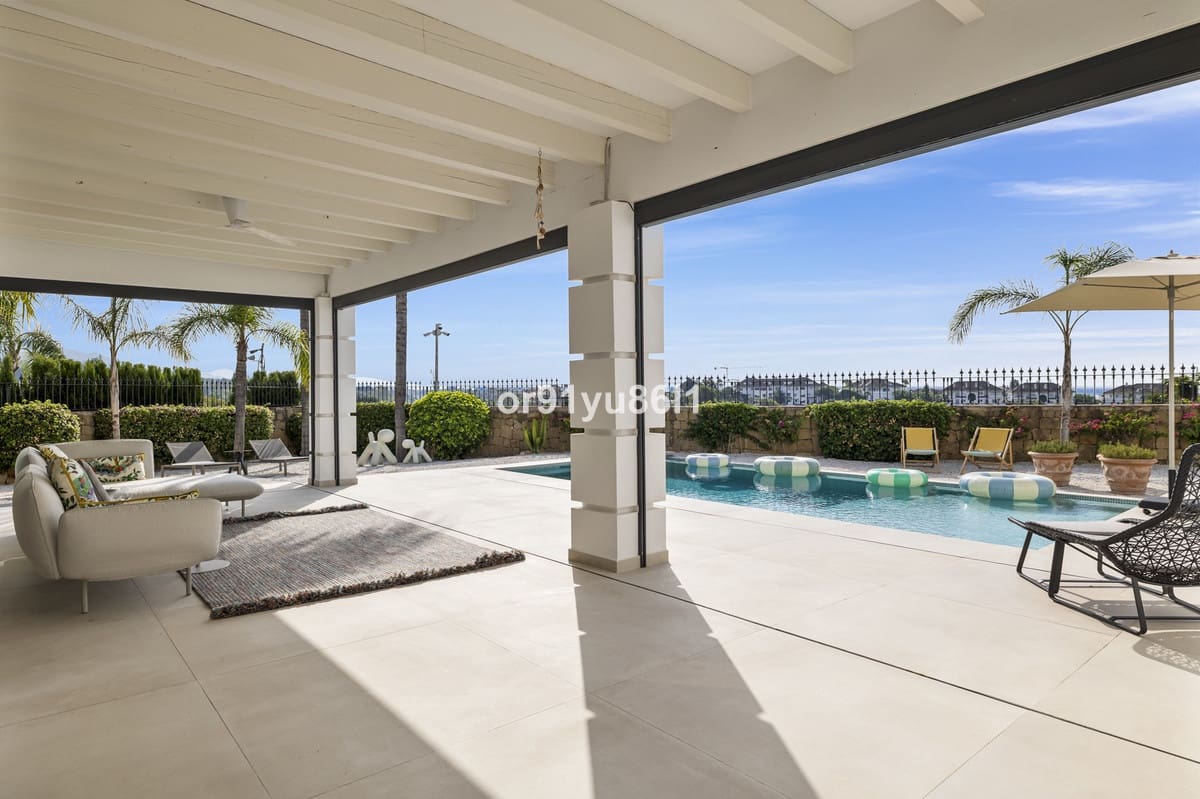 4 bedroom Villa for sale in Golden Mile - € 4,100,000 (Ref: 9856292)