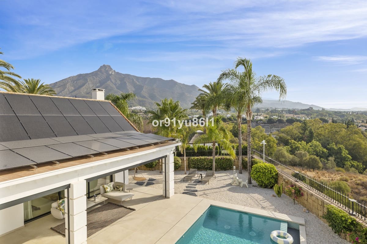 4 bedroom Villa for sale in Golden Mile - € 4,100,000 (Ref: 9856292)