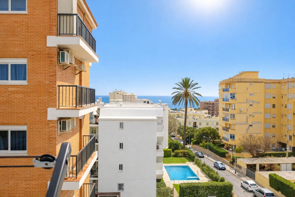 3 makuuhuone Huoneisto myytävänä paikassa Torremolinos - 340 000 € (Ref: 9858924)