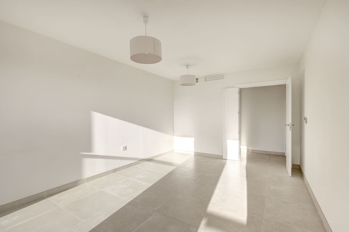3 sypialnia Apartament na sprzedaż w Estepona z garażem - 499 000 € (Ref: 9861257)