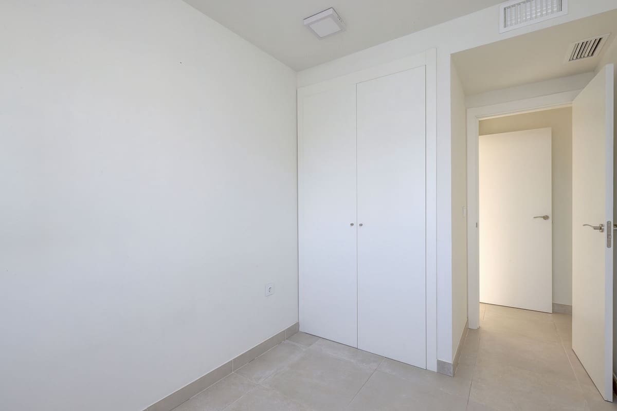 3 sypialnia Apartament na sprzedaż w Estepona z garażem - 499 000 € (Ref: 9861257)