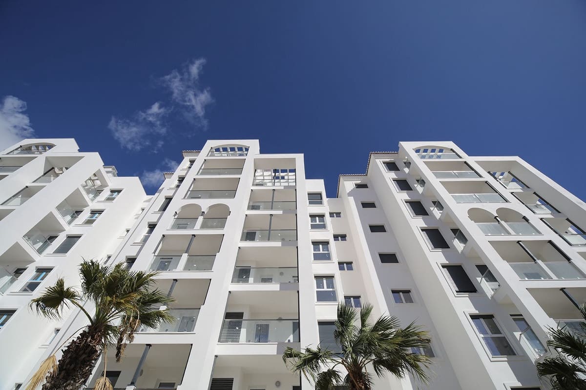 3 sypialnia Apartament na sprzedaż w Estepona z garażem - 499 000 € (Ref: 9861257)