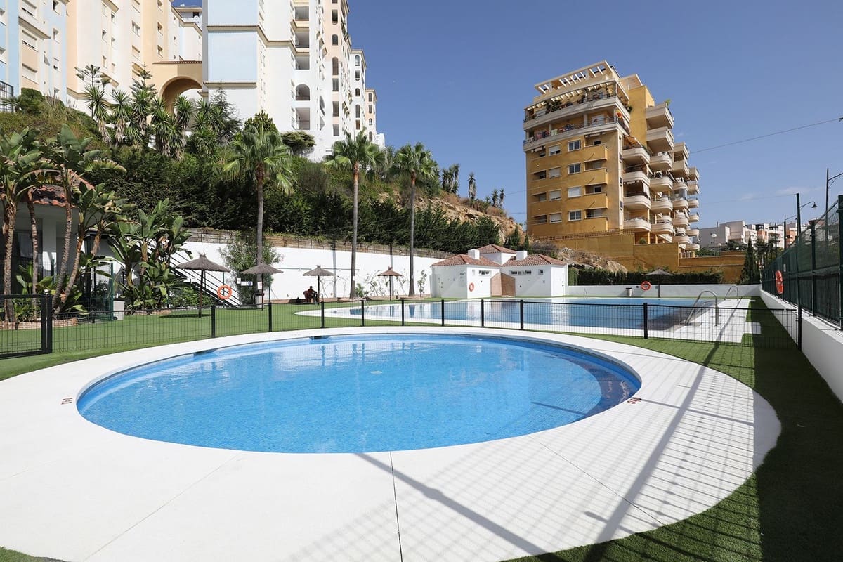 3 sypialnia Apartament na sprzedaż w Estepona z garażem - 499 000 € (Ref: 9861257)