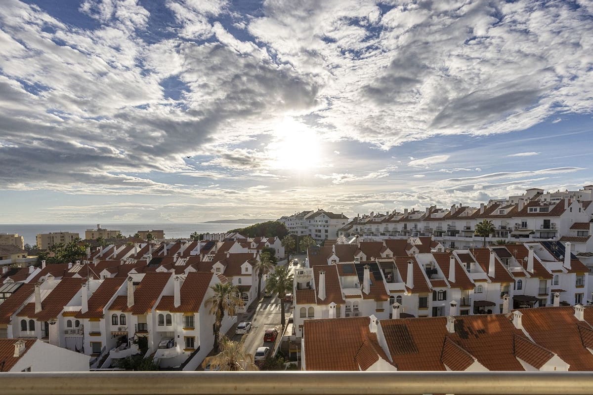 3 sypialnia Apartament na sprzedaż w Estepona z garażem - 499 000 € (Ref: 9861257)
