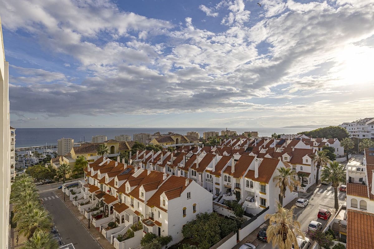 3 sypialnia Apartament na sprzedaż w Estepona z garażem - 499 000 € (Ref: 9861257)