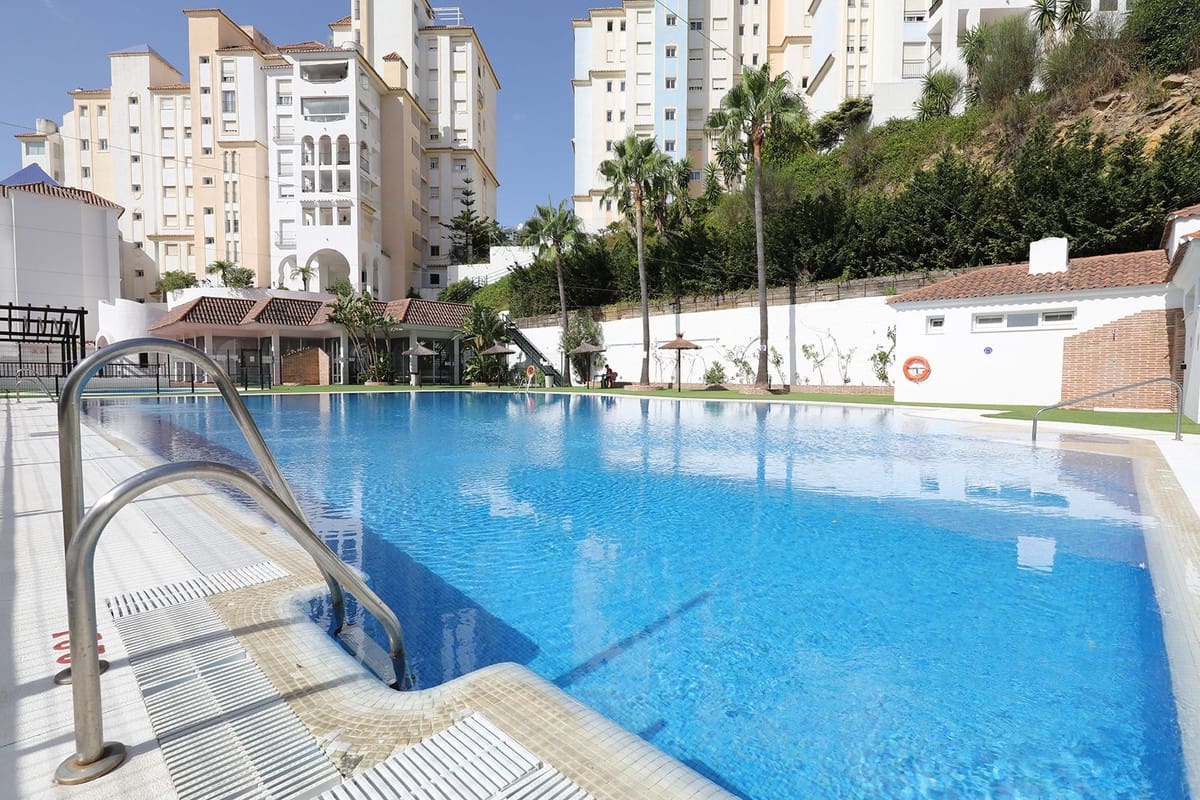 3 sypialnia Apartament na sprzedaż w Estepona z garażem - 499 000 € (Ref: 9861257)