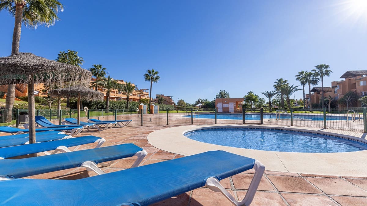 2 bedroom Apartment for sale in Casares - € 240,000 (Ref: 9861260)