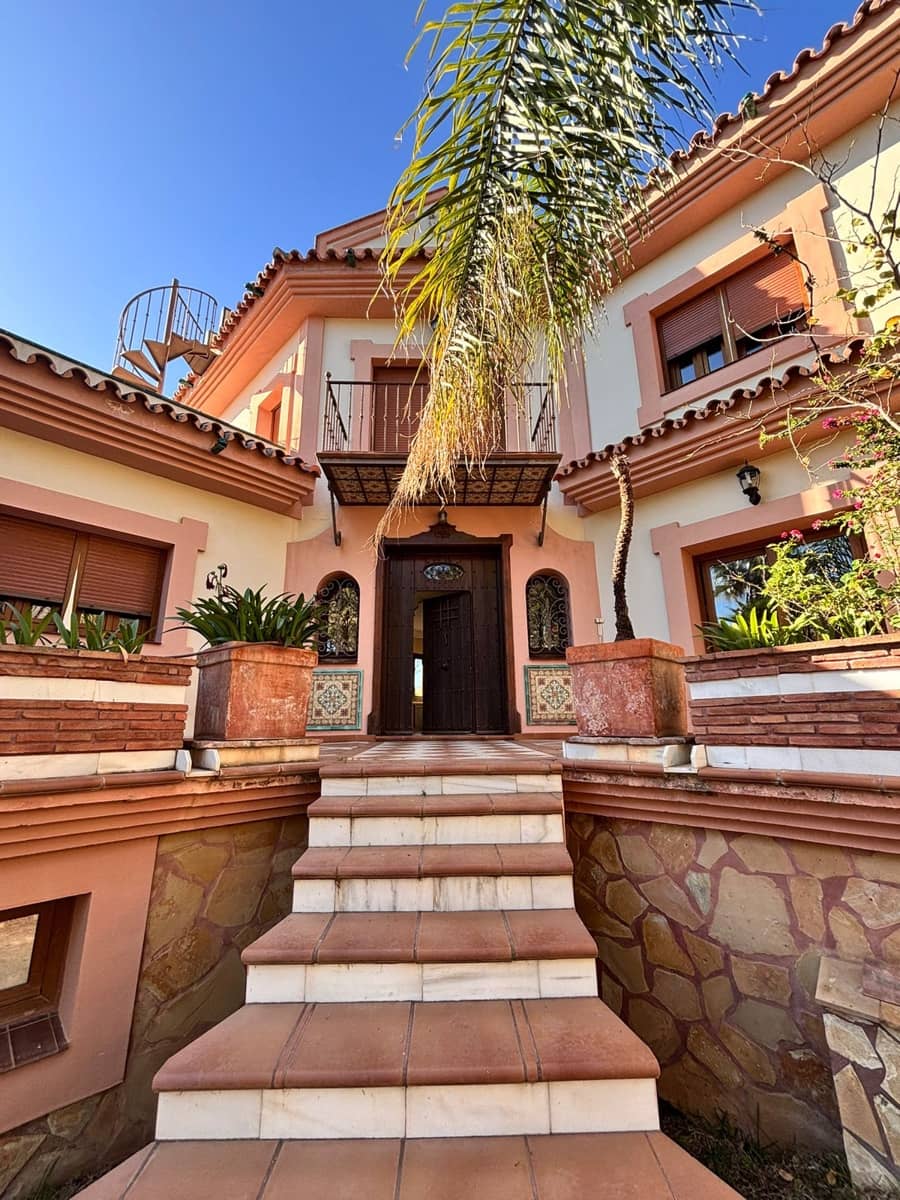 5 camera da letto Villa in vendita in Estepona - 1.676.000 € (Rif: 9861262)