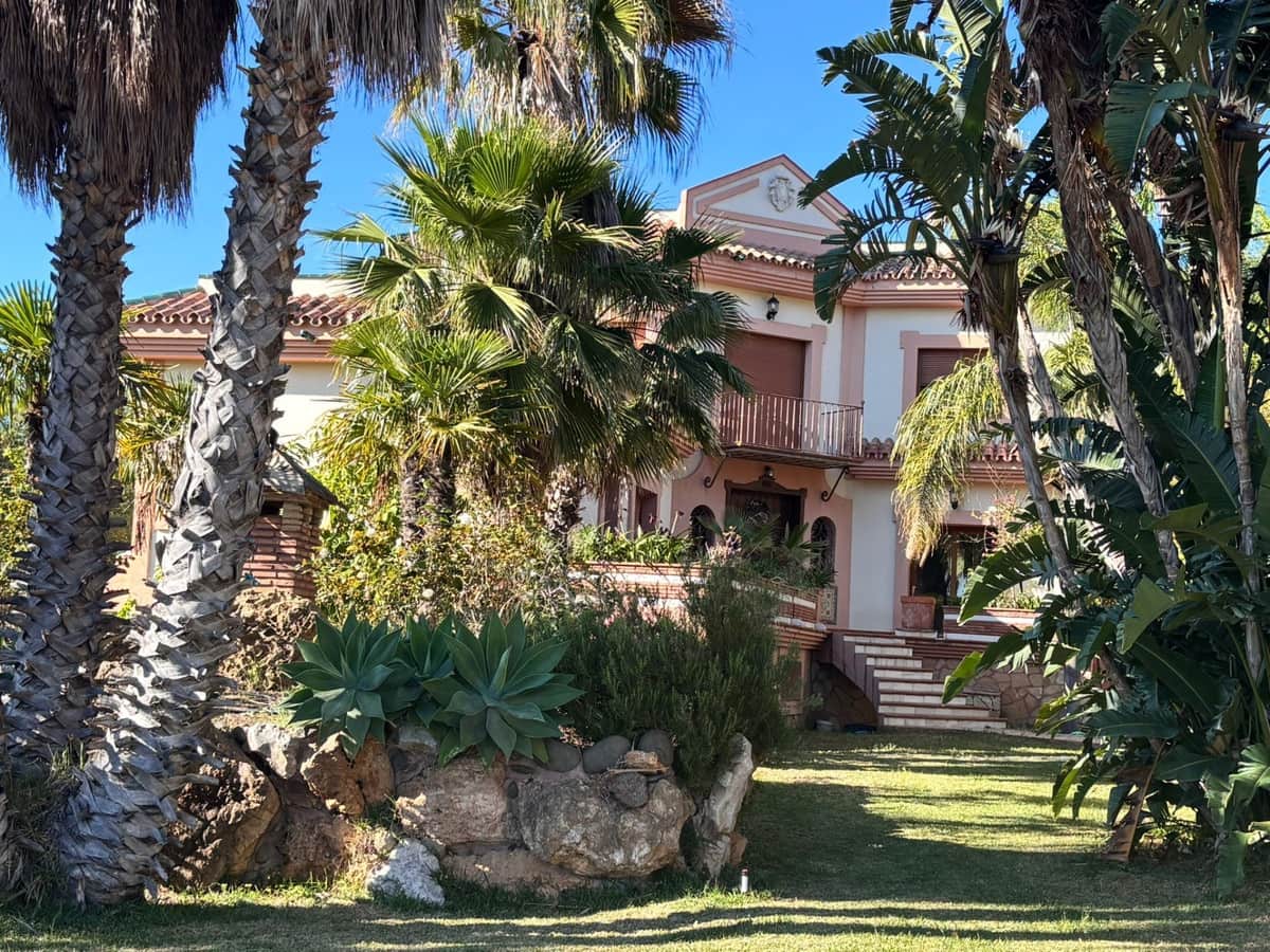 5 camera da letto Villa in vendita in Estepona - 1.676.000 € (Rif: 9861262)