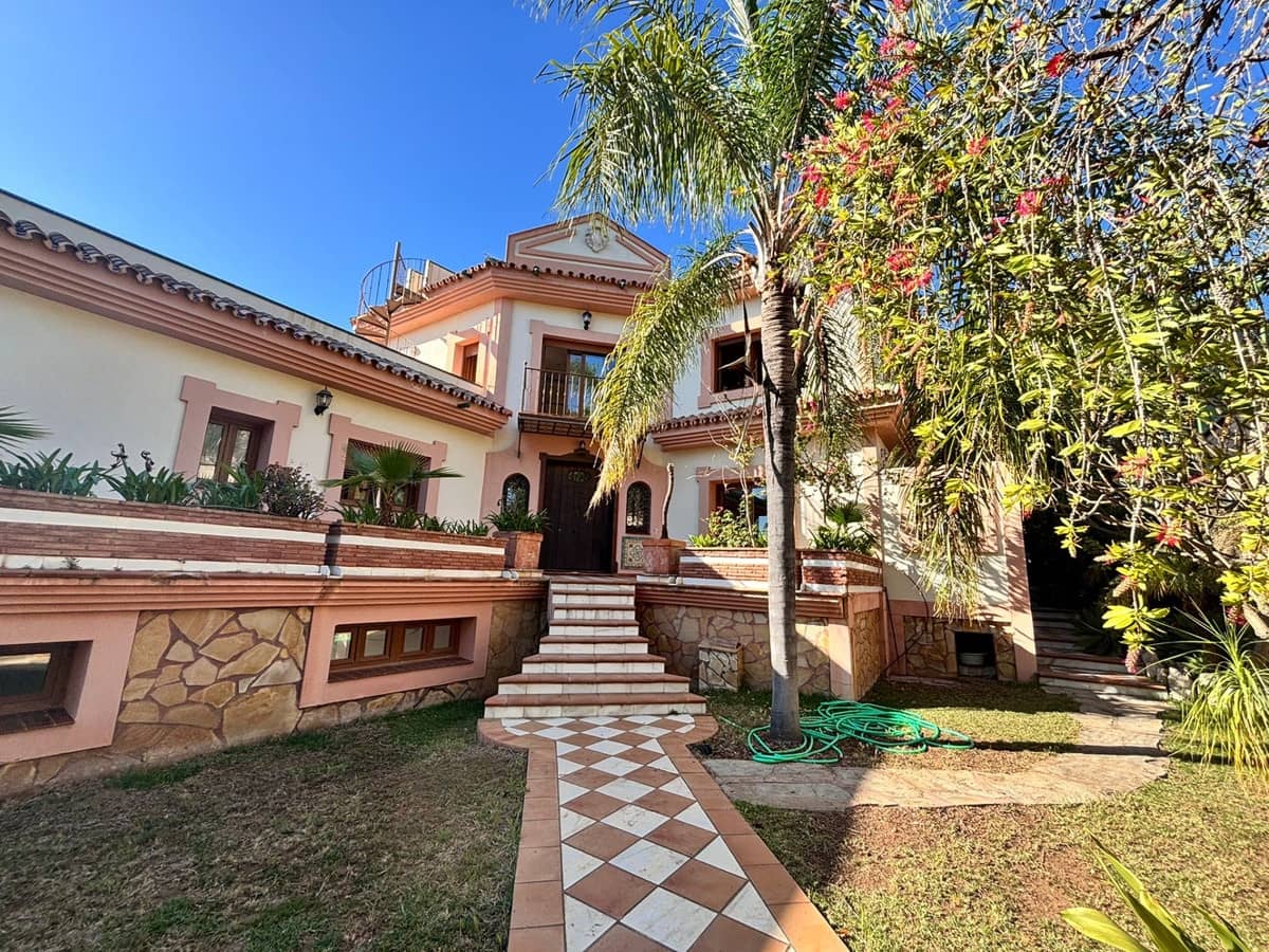 5 camera da letto Villa in vendita in Estepona - 1.676.000 € (Rif: 9861262)