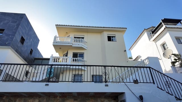 9 soverom Hus til salgs i Mijas pueblo, Mijas - € 850 000 (Ref: 9861271)