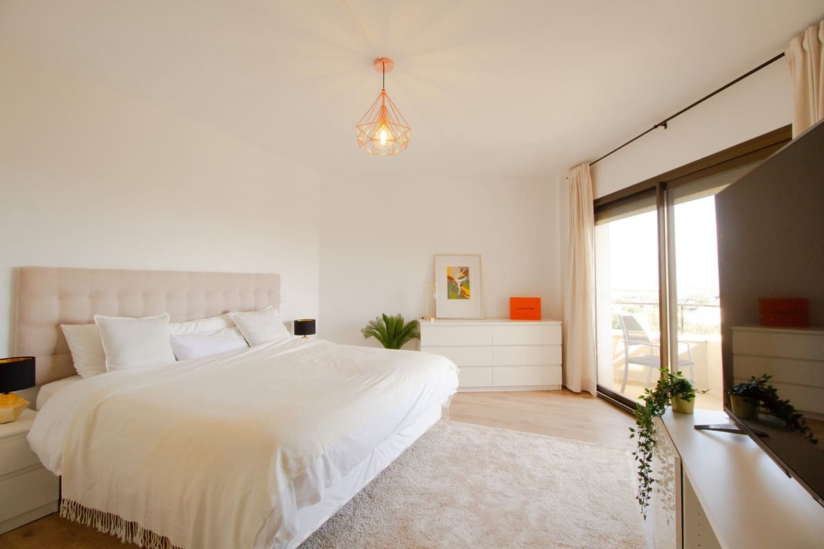 2 soveværelse Penthouse til salg i Estepona - € 629.000 (Ref: 9861276)