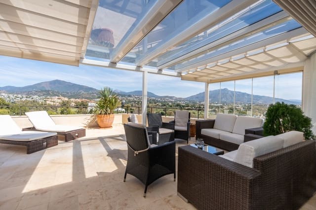 2 quarto Penthouse para venda em Parque Central, Estepona - 629 000 € (Ref: 9861276)
