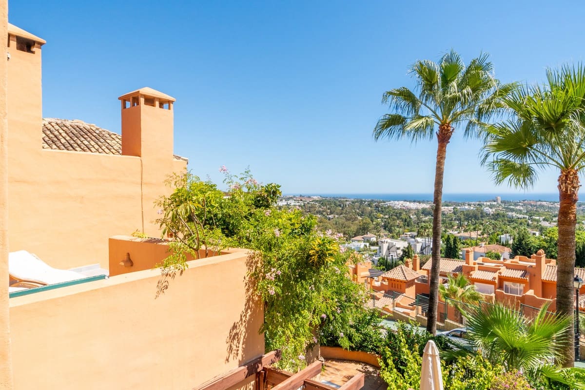 3 soveværelse Penthouse til salg i Nueva Andalucia - € 1.123.000 (Ref: 9861284)