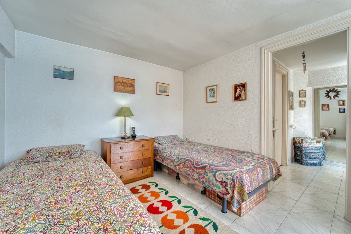 1 bedroom Apartment for sale in Marbella - € 695,000 (Ref: 9861287)