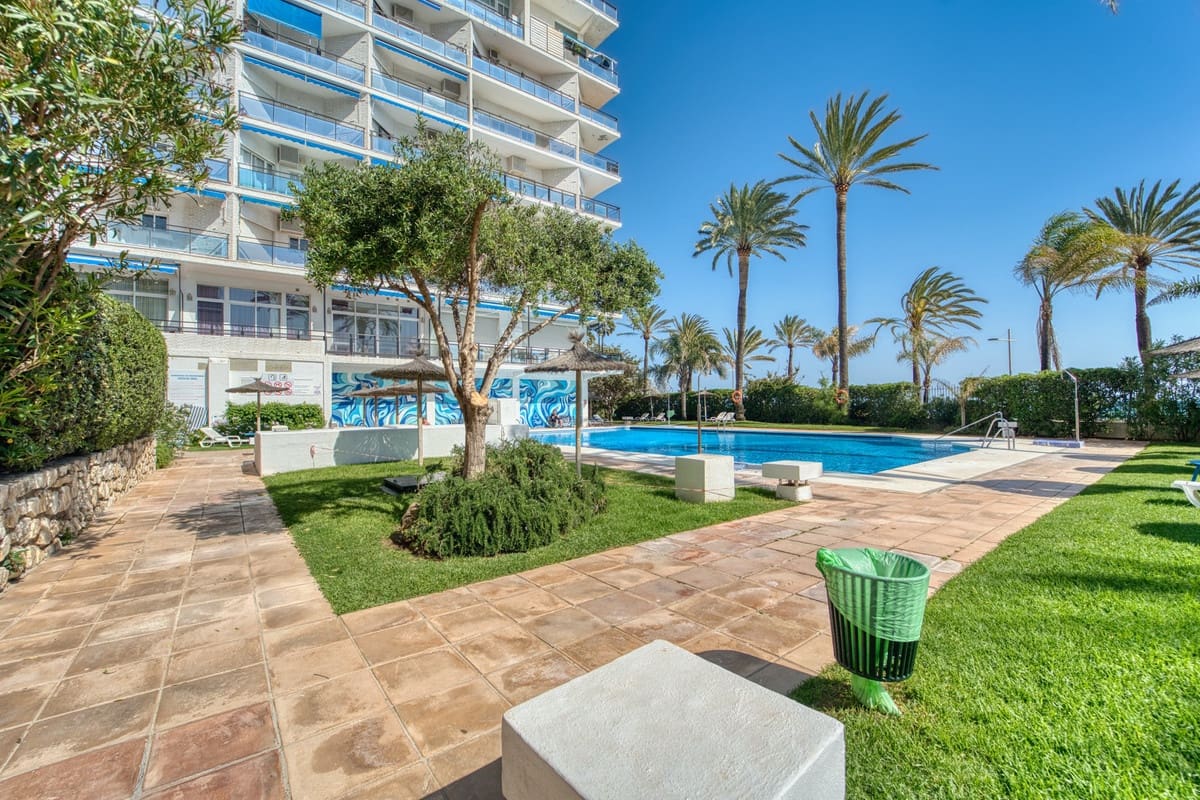 1 bedroom Apartment for sale in Marbella - € 695,000 (Ref: 9861287)