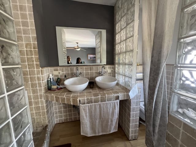 2 slaapkamer Huis te koop in Casco Antiguo, Marbella - € 500.000 (Ref: 9861292)