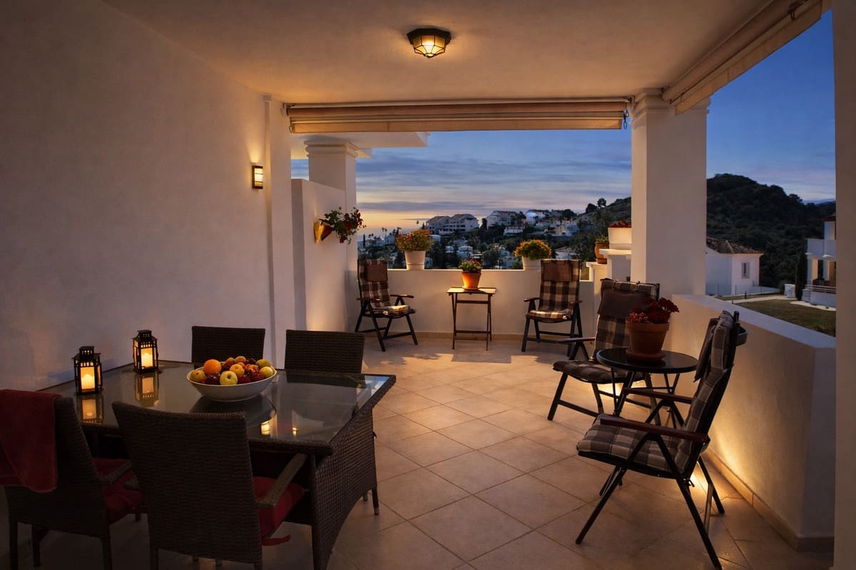 2 soveværelse Lejlighed til salg i Nueva Andalucia - € 575.000 (Ref: 9861294)