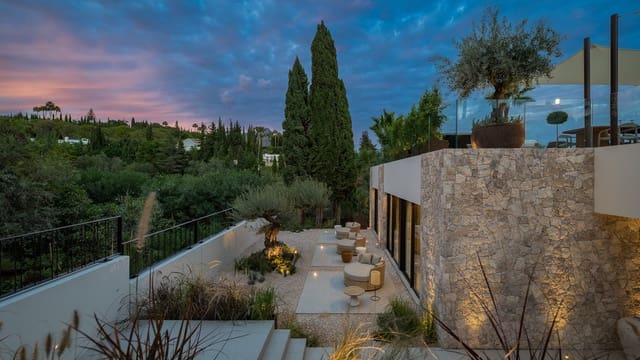 4 makuuhuone Huvila myytävänä paikassa Puerto Banus, Marbella - 5 975 000 € (Ref: 9861300)