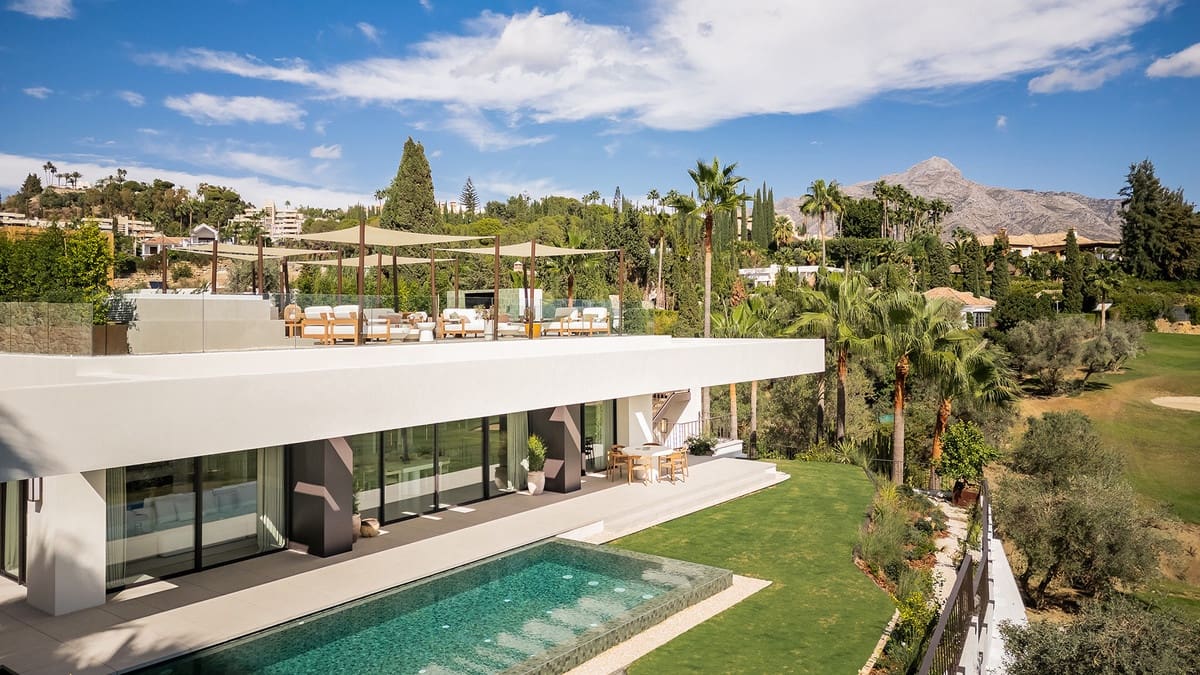 4 sypialnia Willa na sprzedaż w Nueva Andalucia - 5 975 000 € (Ref: 9861300)