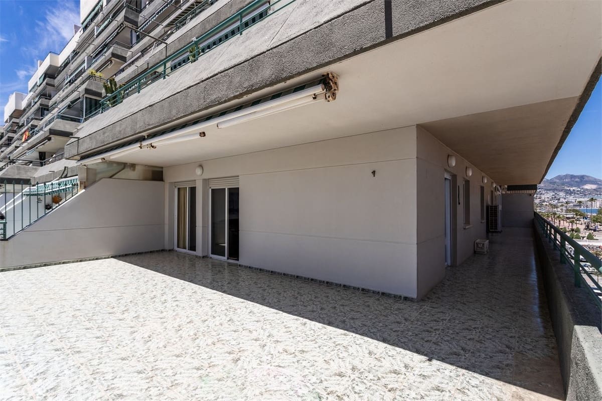 4 Zimmer Apartment zu verkaufen in Fuengirola - 950.000 € (Ref: 9861305)