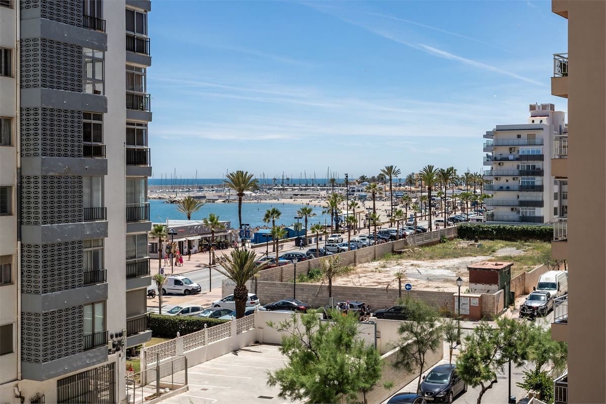 4 Zimmer Apartment zu verkaufen in Fuengirola - 950.000 € (Ref: 9861305)