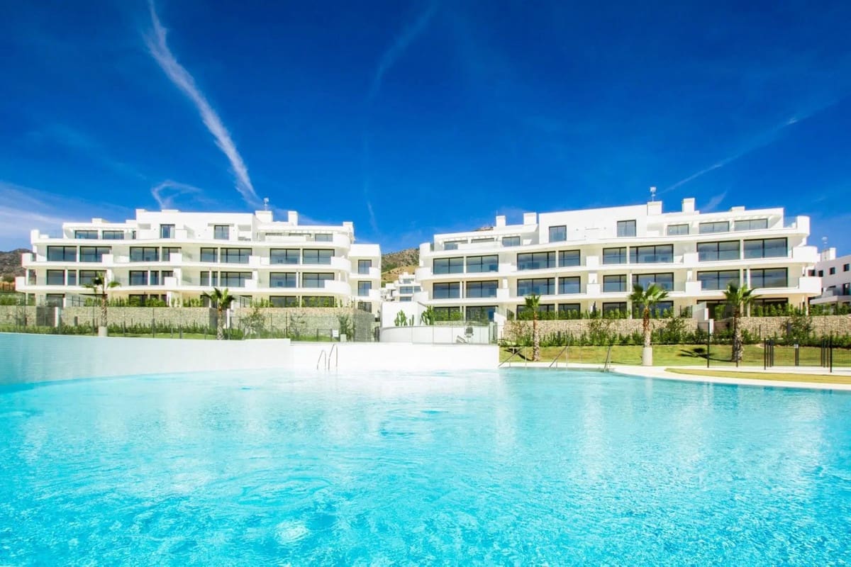 3 sypialnia Apartament na sprzedaż w Fuengirola z garażem - 890 000 € (Ref: 9863798)