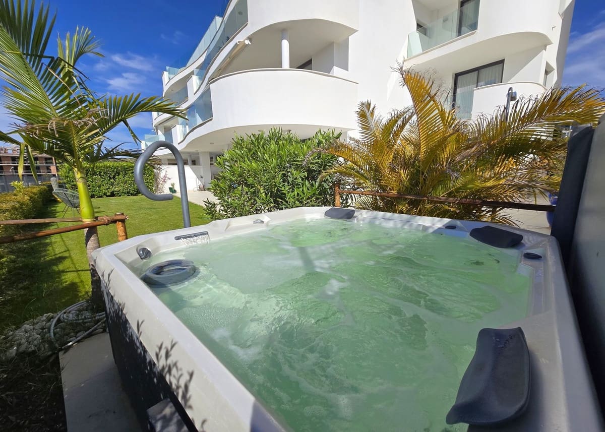 3 sypialnia Apartament na sprzedaż w Fuengirola z garażem - 890 000 € (Ref: 9863798)