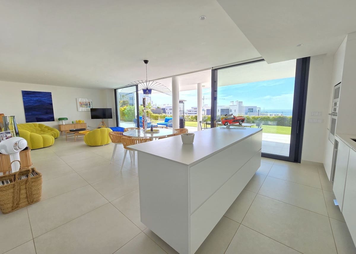 3 sypialnia Apartament na sprzedaż w Fuengirola z garażem - 890 000 € (Ref: 9863798)