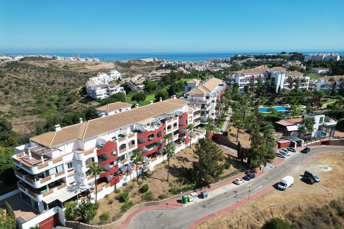 2 chambre Appartement à vendre à Riviera del Sol - 399 000 € (Ref: 9863803)