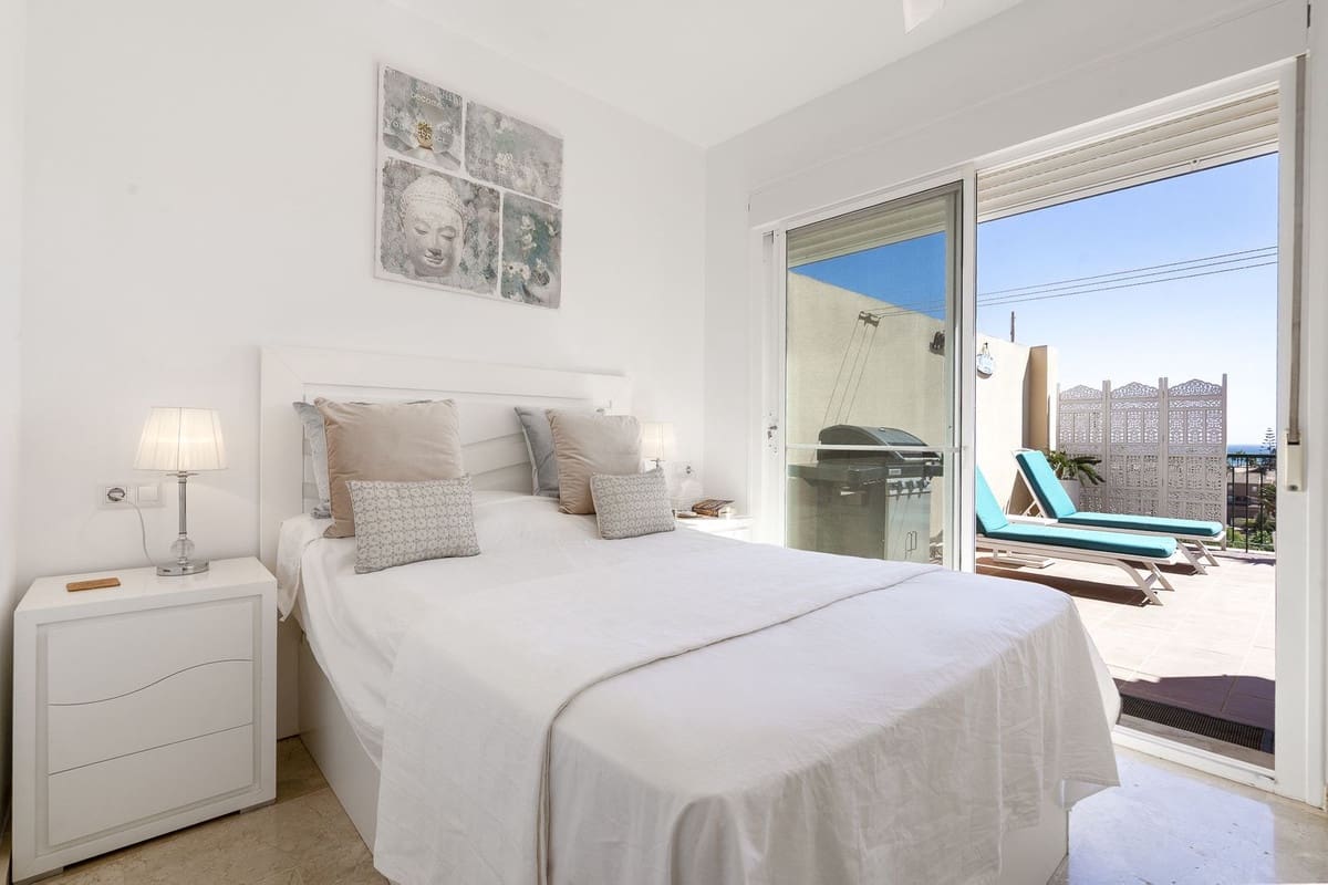 Apartamento de 2 habitaciones en La Cala de Mijas en venta - 449.000 € (Ref: 9866280)