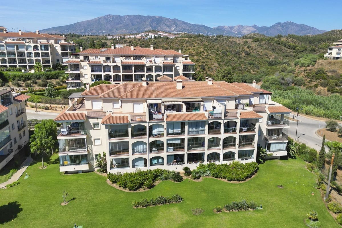 Apartamento de 2 habitaciones en La Cala de Mijas en venta - 449.000 € (Ref: 9866280)