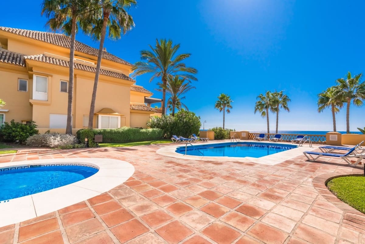 5 bedroom Apartment for sale in Rio Real with garage - € 5,295,000 (Ref: 9866281)