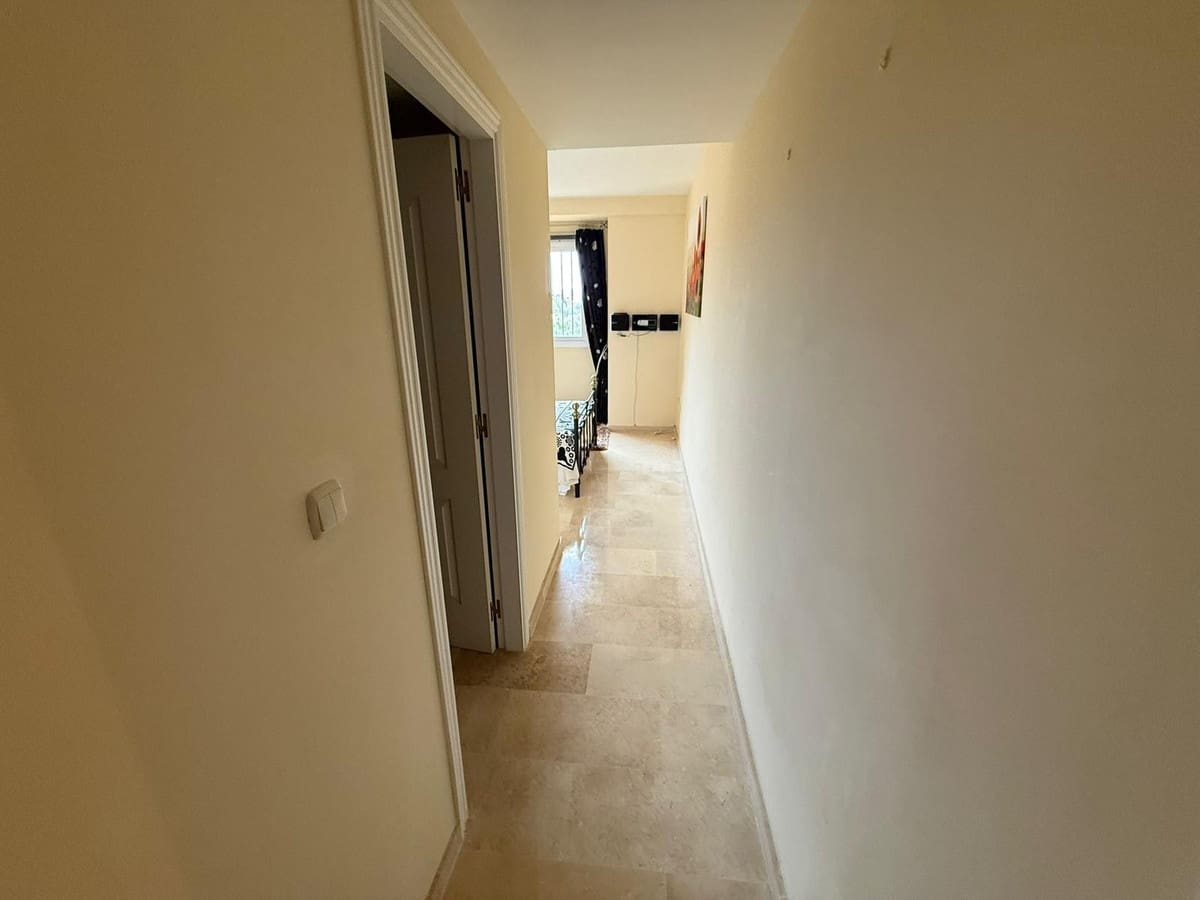 2 sypialnia Apartament na sprzedaż w Marbella - 440 000 € (Ref: 9866283)