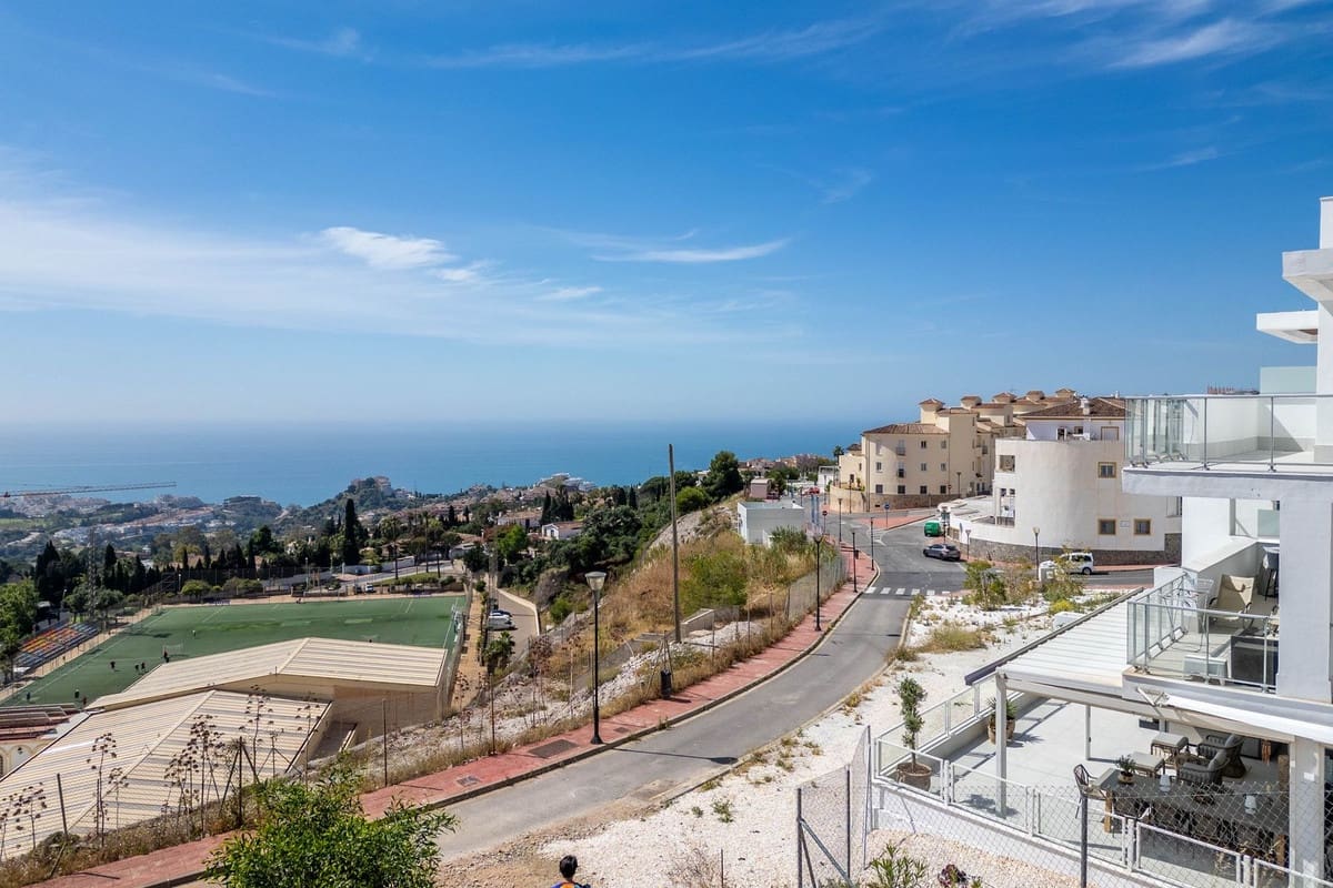 4 soverom Leilighet til salgs i Benalmadena Costa med garasje - € 1 200 000 (Ref: 9866285)