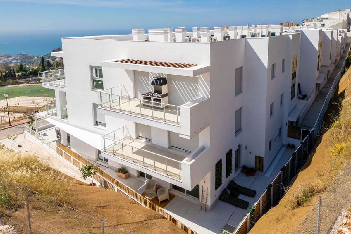 4 soverom Leilighet til salgs i Benalmadena Costa med garasje - € 1 200 000 (Ref: 9866285)